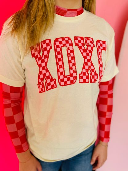 XOXO Tee