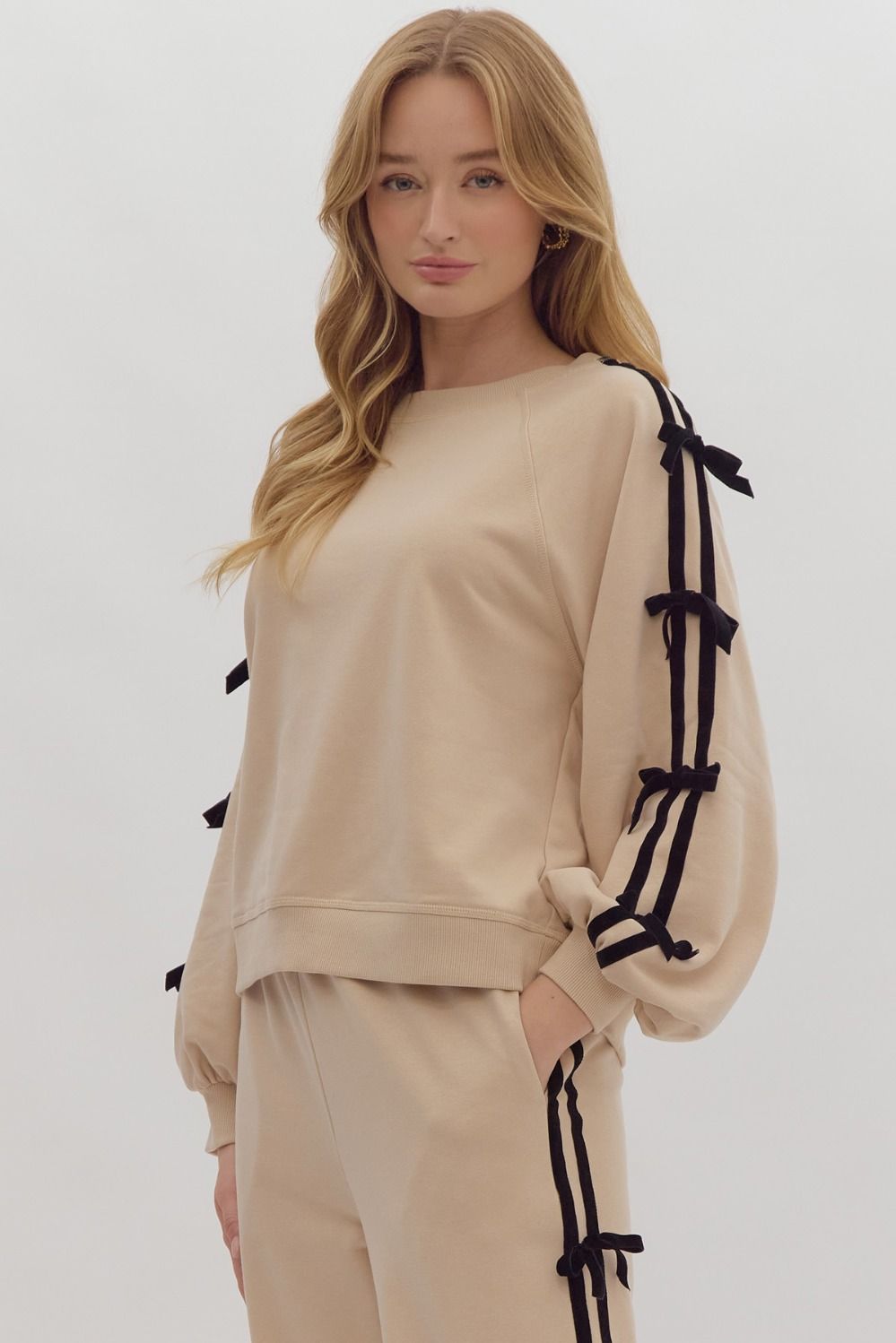 Beige Long Sleeve Cropped Pullover