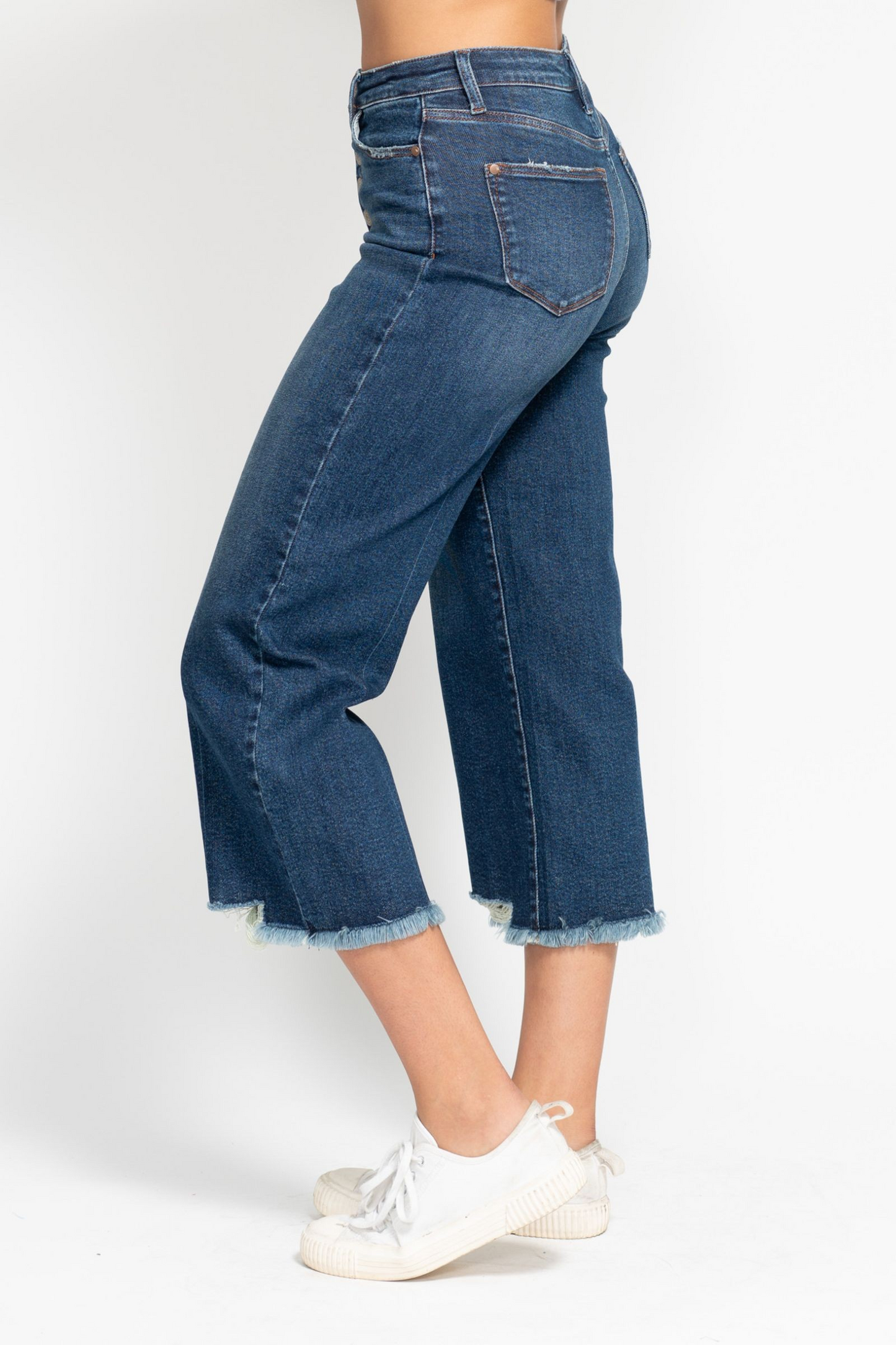 Judy Blue Button Fly Crop Jeans