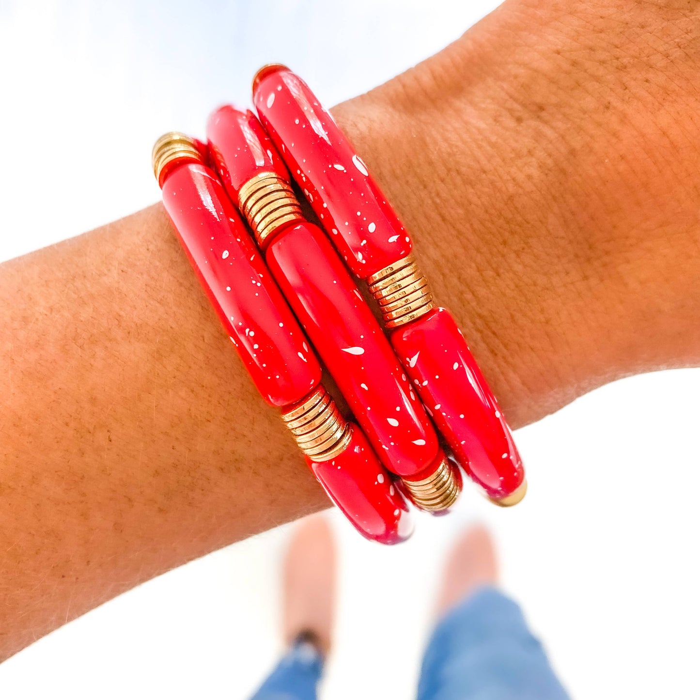 Red & White Speckle Acrylic Disc Bracelet